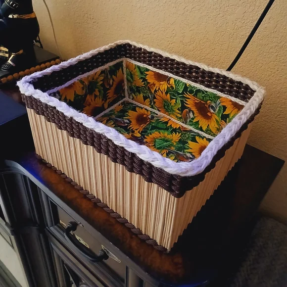 Basket organizer Storage & Organization